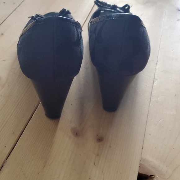 Coach shoes - Picture 3 of 4